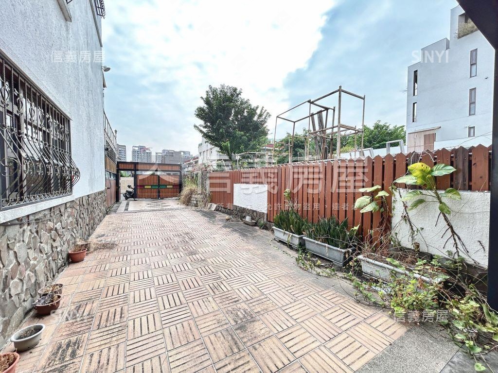 祥順二路別墅Ｂ房屋室內格局與周邊環境