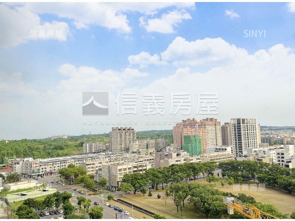 頂新三面採光大三房車位房屋室內格局與周邊環境