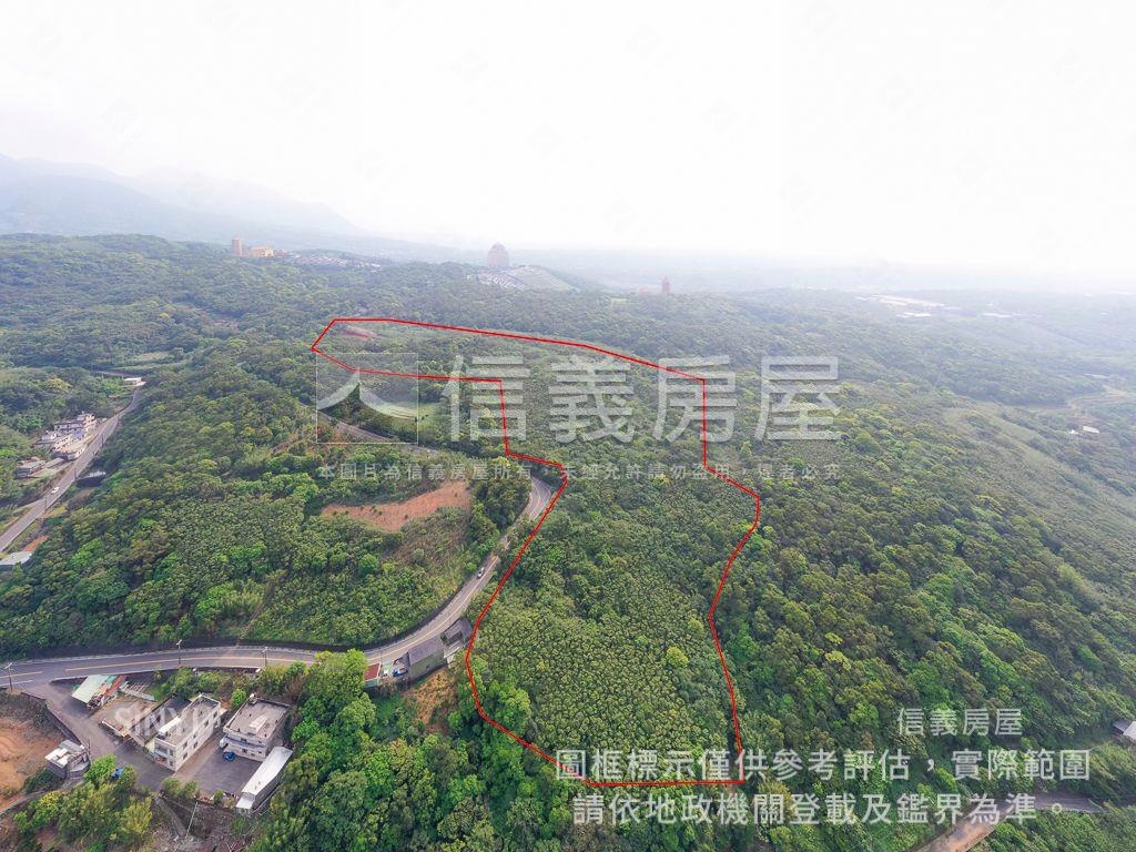鄰里聚落旁和海相望的大地房屋室內格局與周邊環境