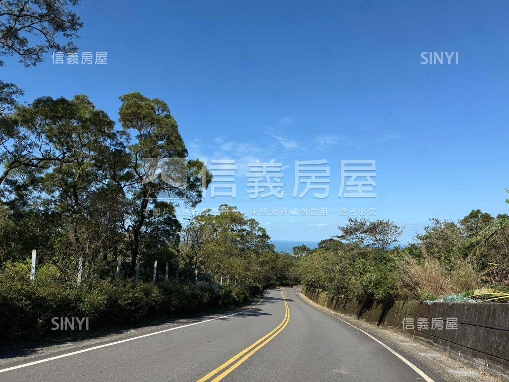 鄰里聚落旁和海相望的大地房屋室內格局與周邊環境