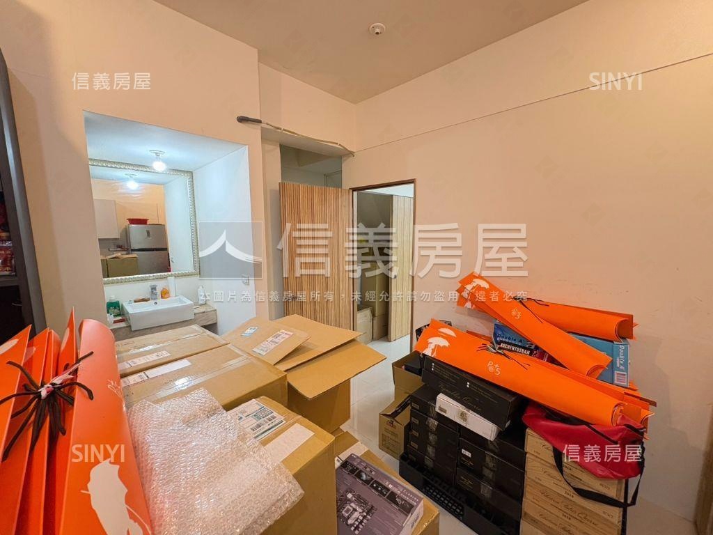 Ａ９信義路亞昕建設金店面房屋室內格局與周邊環境