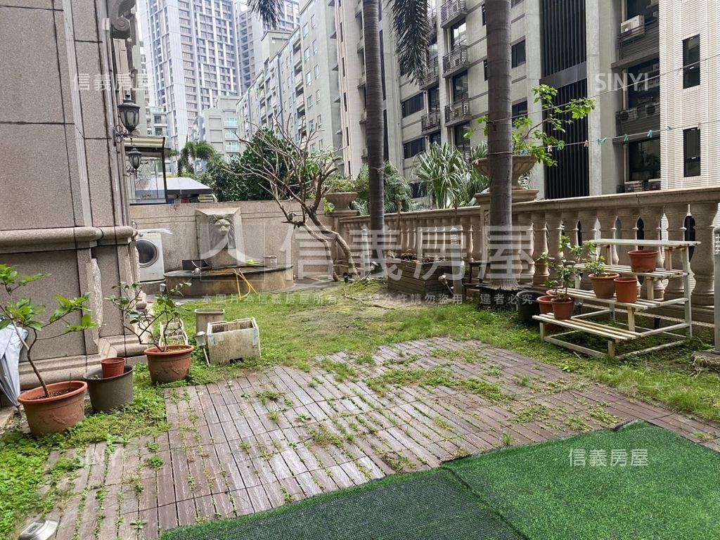 摩納哥挑高花園大戶房屋室內格局與周邊環境
