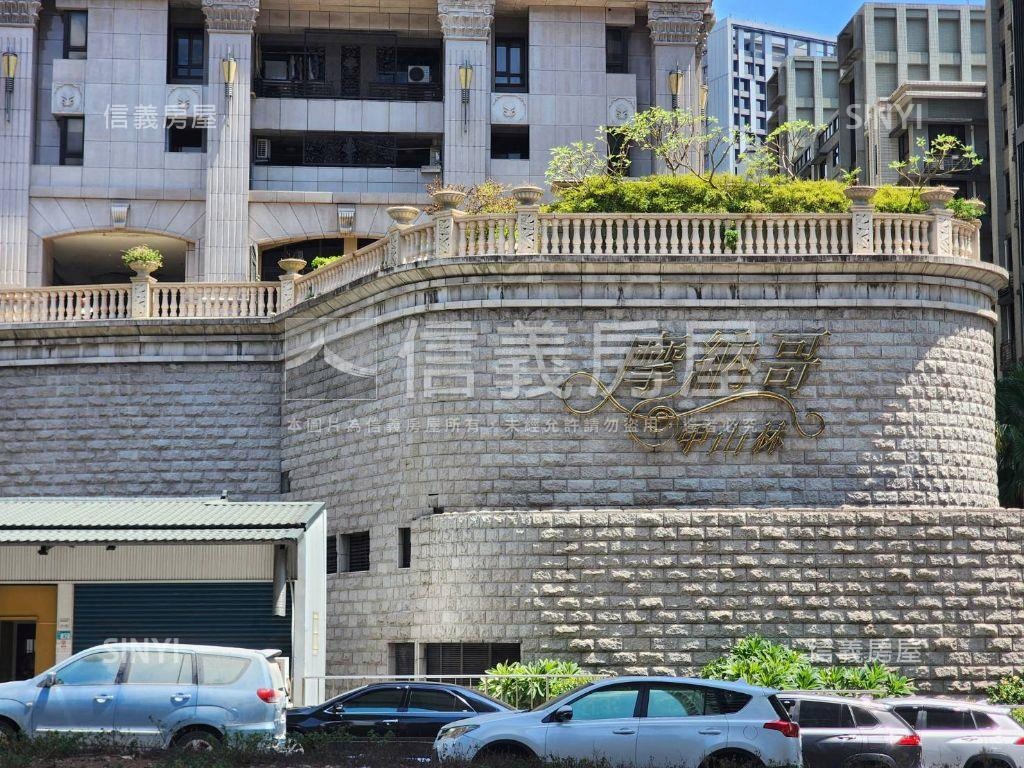 甲山林摩納哥挑高一樓大戶房屋室內格局與周邊環境