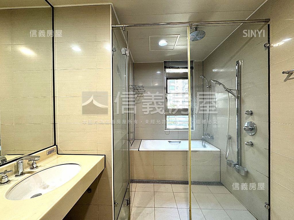 東方麗池４房雙車位房屋室內格局與周邊環境