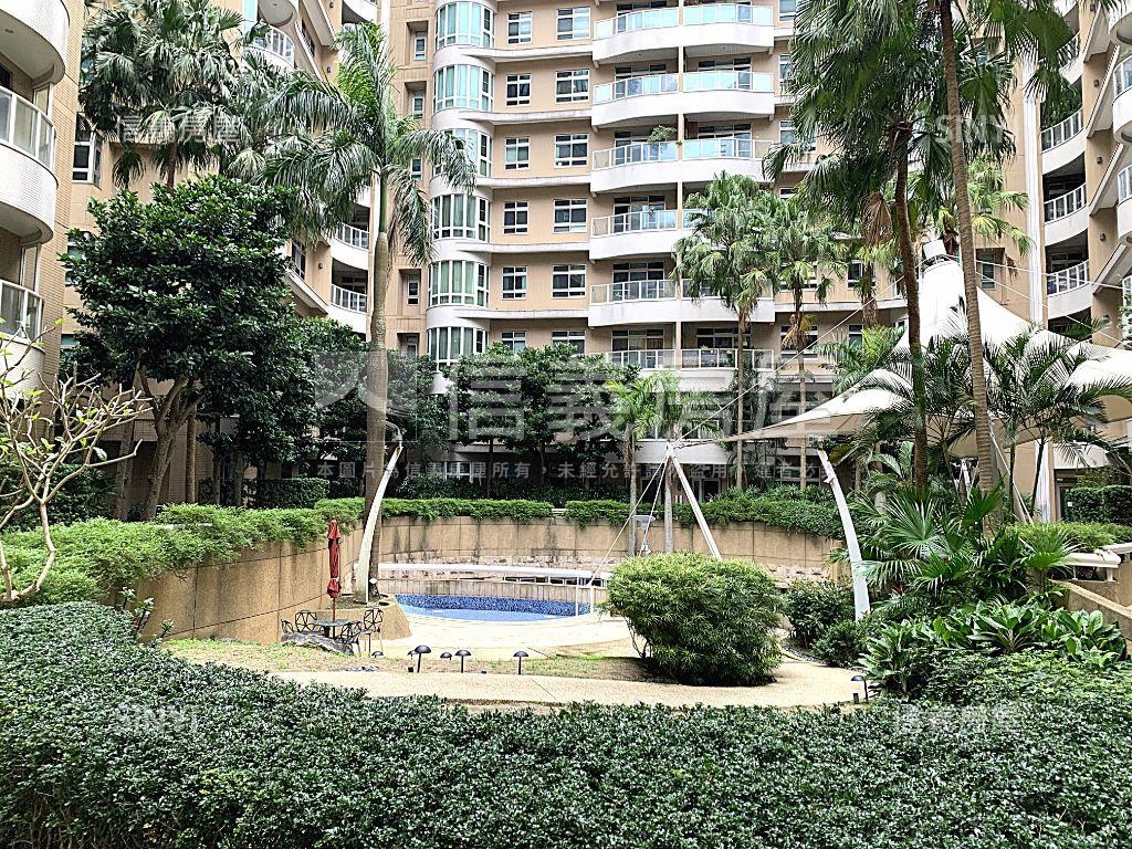 東方麗池４房雙車位房屋室內格局與周邊環境