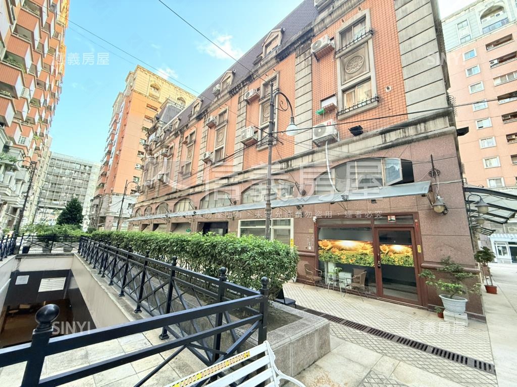 桂冠歐洲金店面房屋室內格局與周邊環境