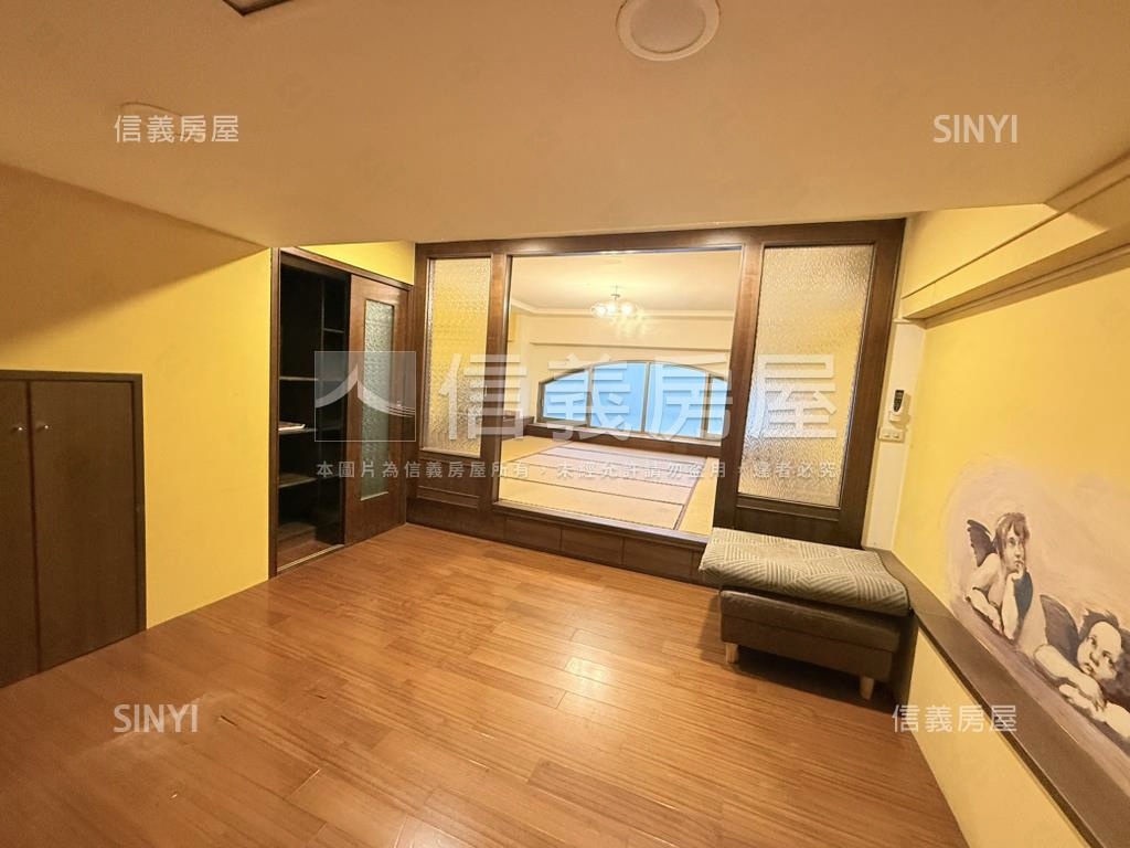 桂冠歐洲金店面房屋室內格局與周邊環境