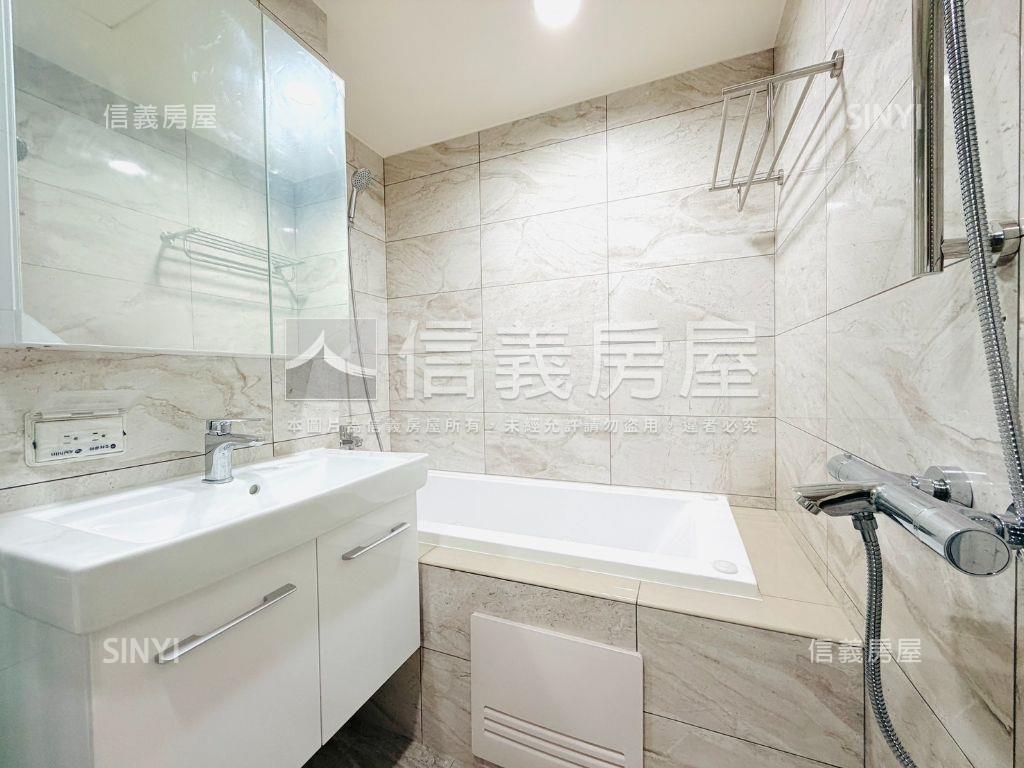 七期｜市政｜高樓２房低總房屋室內格局與周邊環境