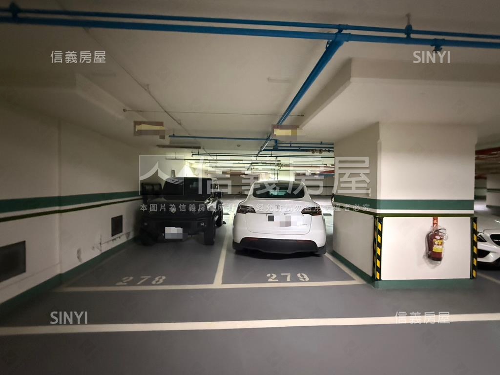 副都心鋼骨新富邑房屋室內格局與周邊環境