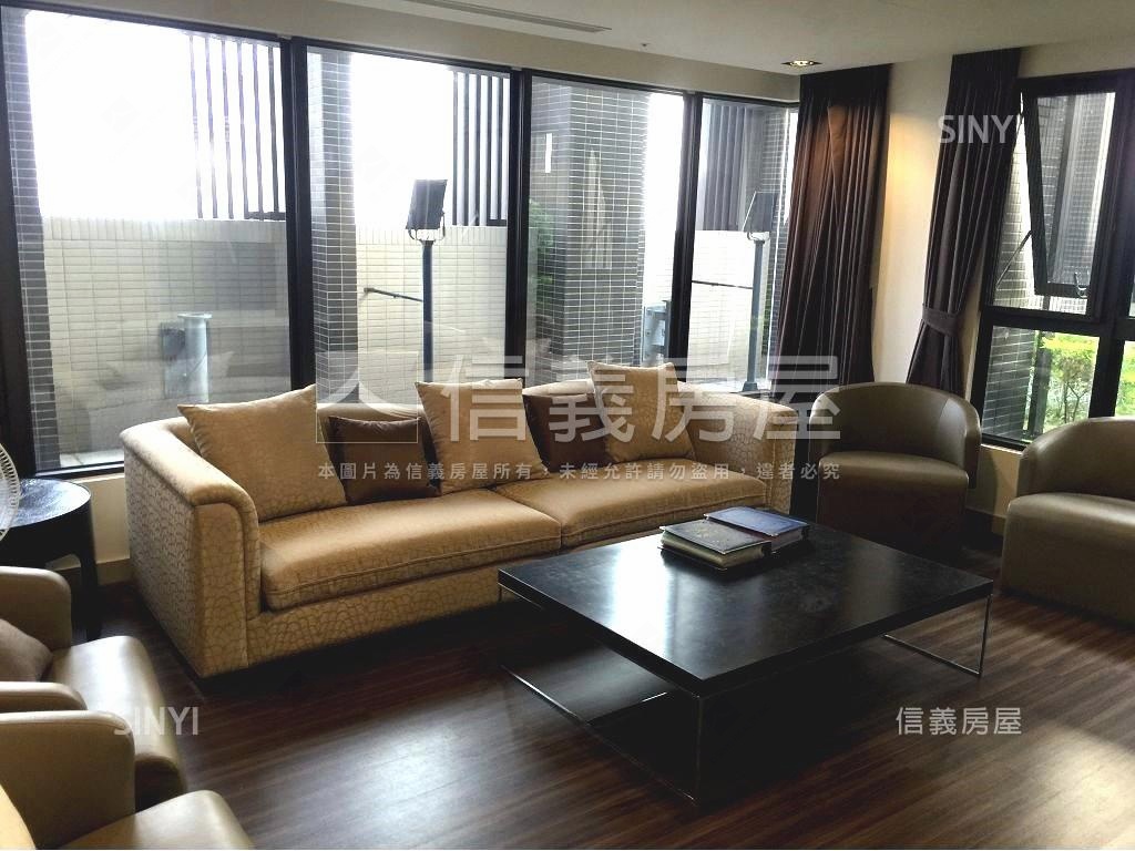 副都心鋼骨新富邑房屋室內格局與周邊環境