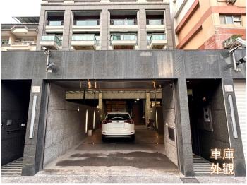 Ｒ１５捷運電梯面寬雙車墅