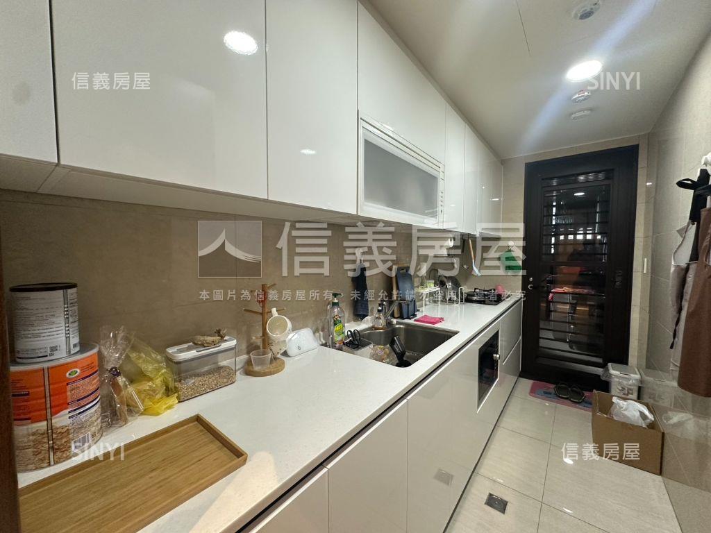 元信國翠電梯質感三房車位房屋室內格局與周邊環境