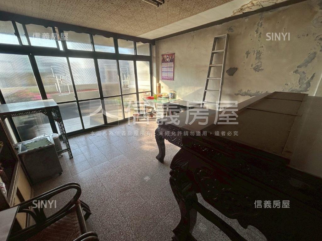 近豐原第一市場美美透天房屋室內格局與周邊環境