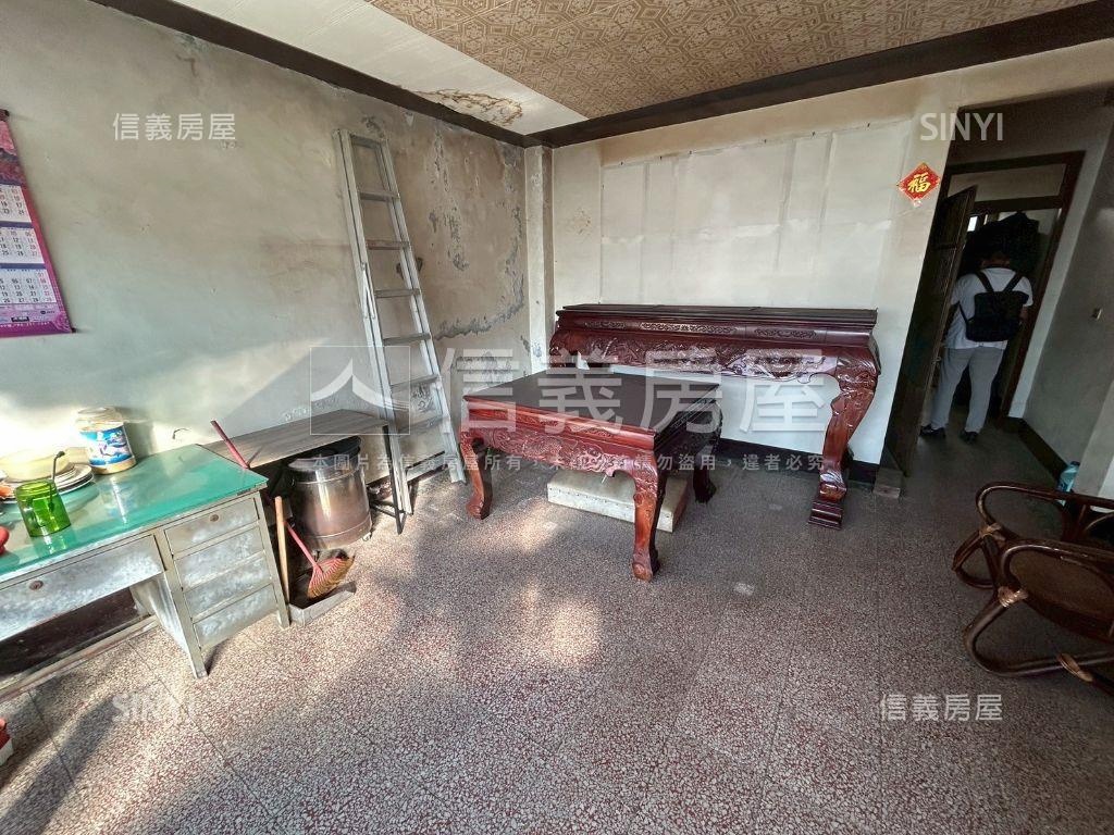 近豐原第一市場美美透天房屋室內格局與周邊環境