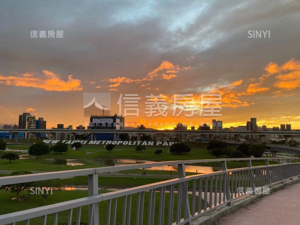 左岸重劃必推辰光曜房屋室內格局與周邊環境