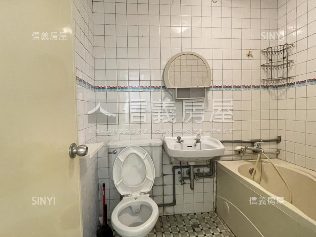 政大指南公寓２樓房屋室內格局與周邊環境