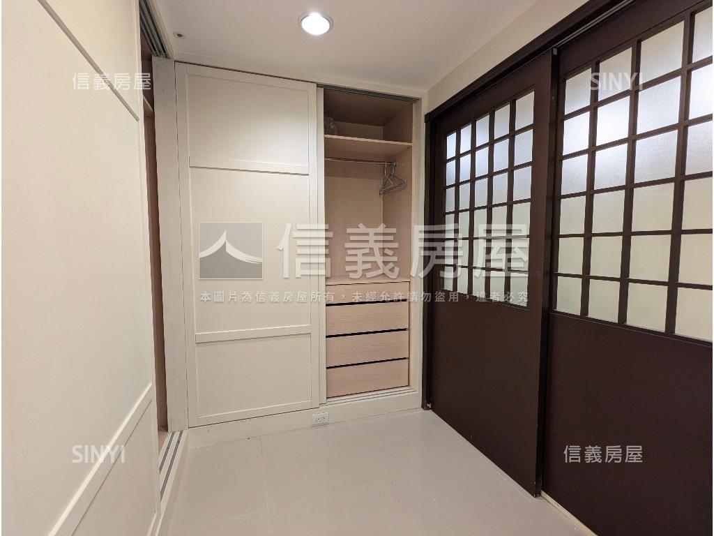 台北灣山河橋綠意美景房屋室內格局與周邊環境