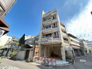 近忠明國小邊間輕屋齡透天