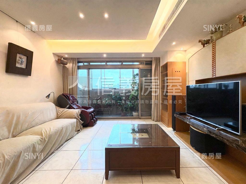 政大商圈冠德名人錄四房房屋室內格局與周邊環境