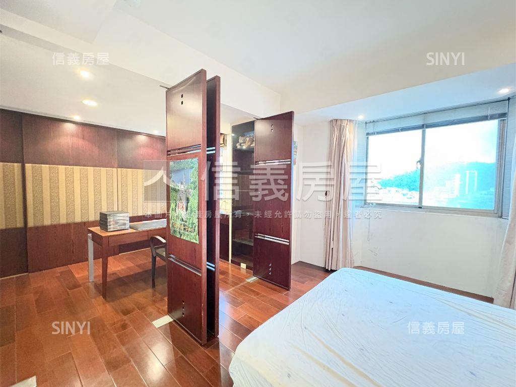 政大商圈冠德名人錄四房房屋室內格局與周邊環境