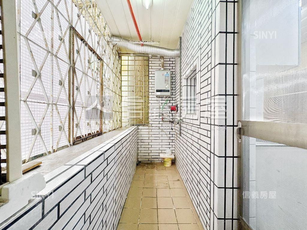 松江南京首購２房美寓房屋室內格局與周邊環境