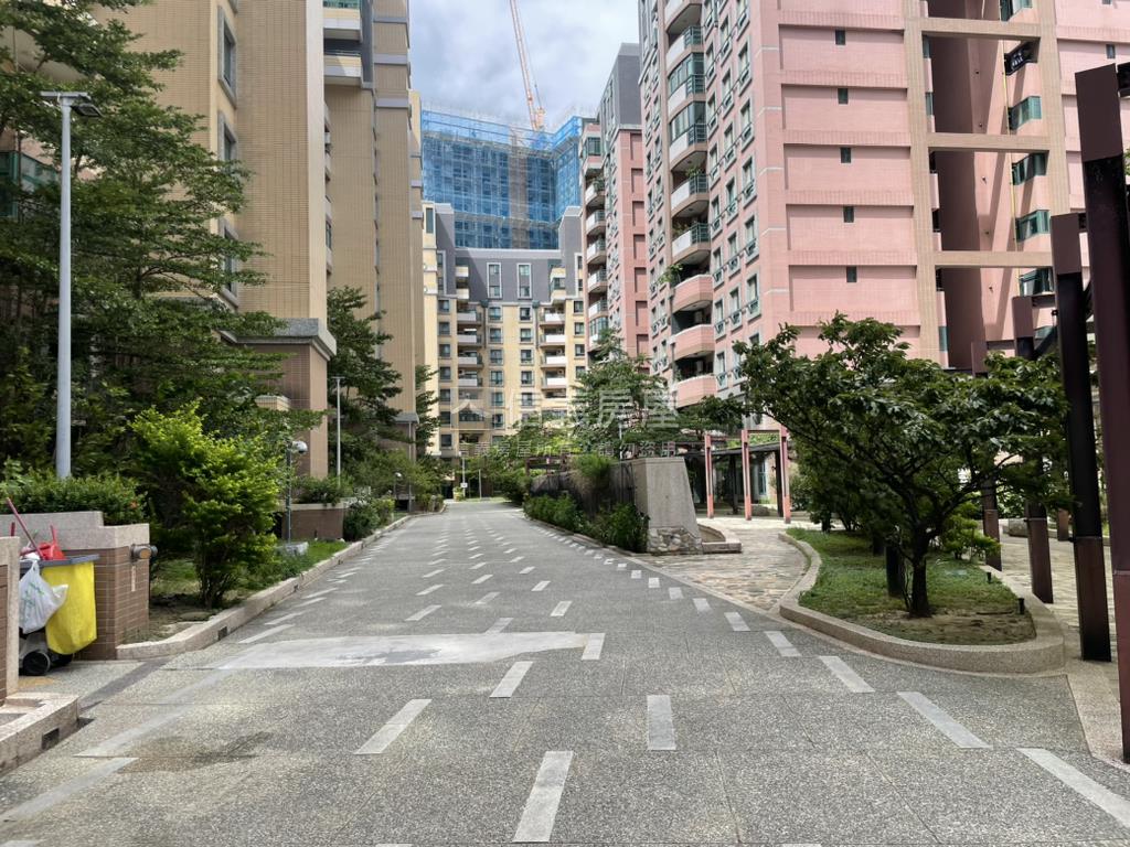 大鵬新城面公園視野房屋室內格局與周邊環境