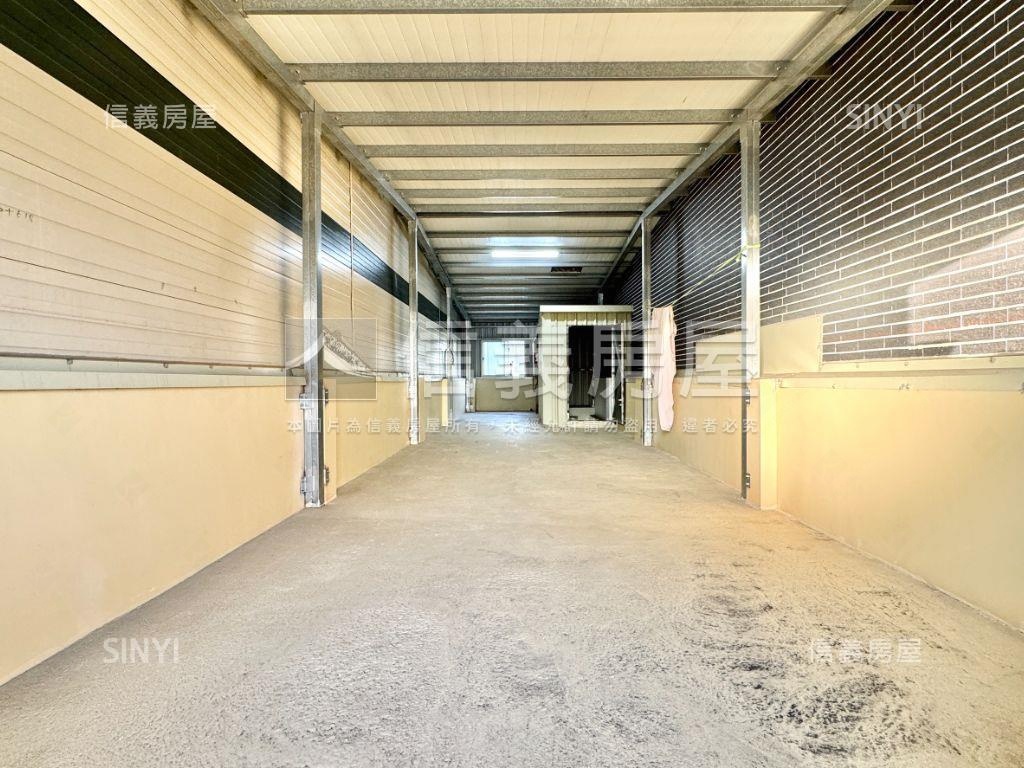左營正路透天房屋室內格局與周邊環境