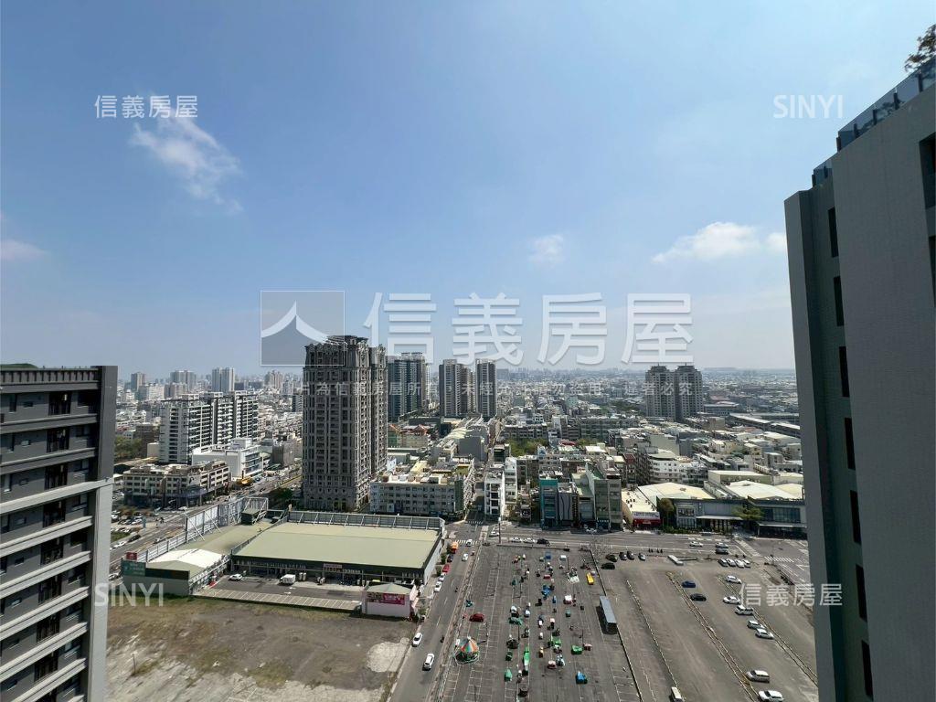 國泰三房平車景觀美宅房屋室內格局與周邊環境