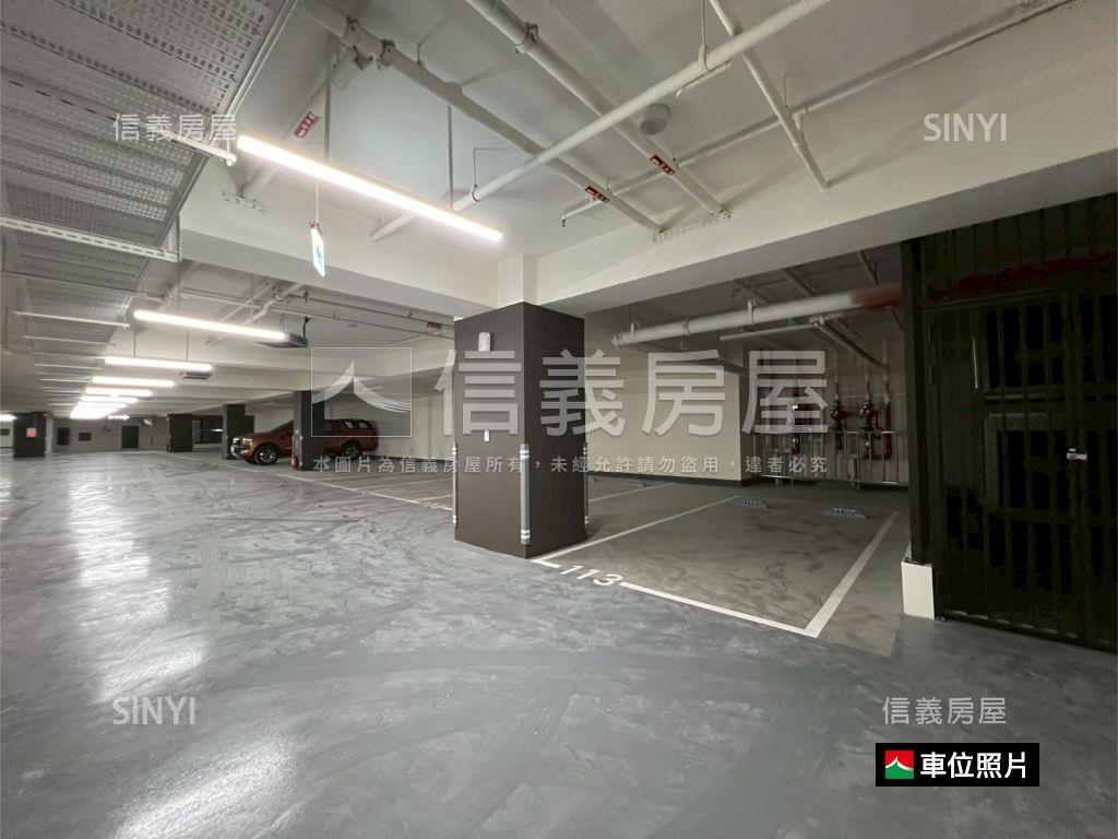 國泰三房平車景觀美宅房屋室內格局與周邊環境