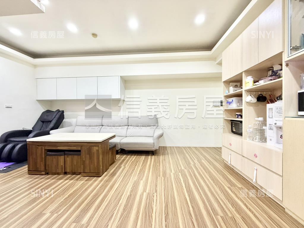 花園廣場美妝邊間三房房屋室內格局與周邊環境