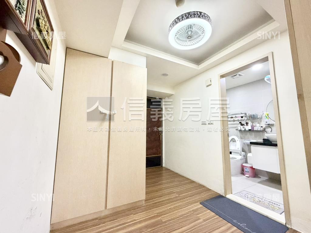 花園廣場美妝邊間三房房屋室內格局與周邊環境