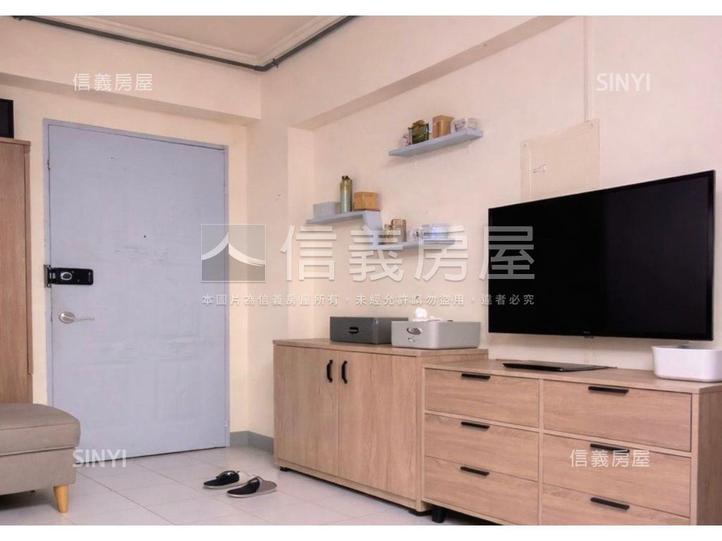 稀有低總華廈套房房屋室內格局與周邊環境