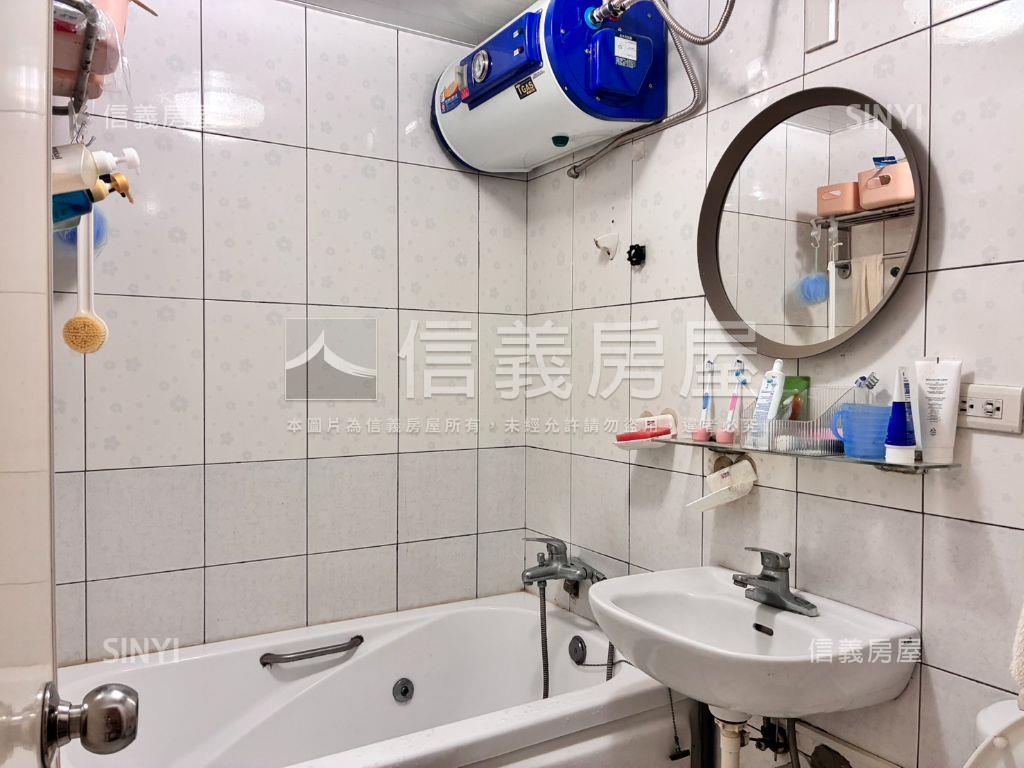 稀有低總華廈套房房屋室內格局與周邊環境