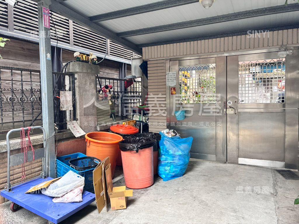 稀有低總華廈套房房屋室內格局與周邊環境