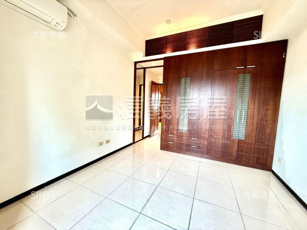 冠德電梯採光高樓三房房屋室內格局與周邊環境