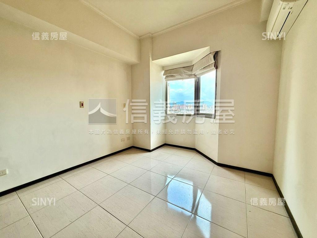 冠德電梯採光高樓三房房屋室內格局與周邊環境