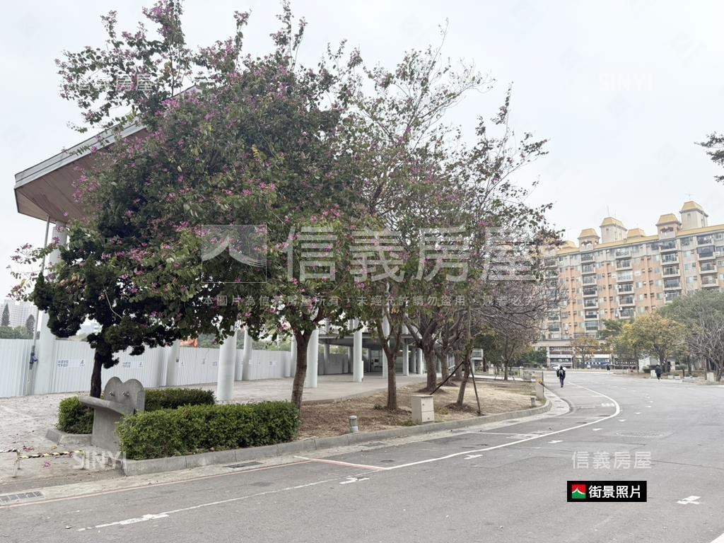 新竹之昇面公園雙平面車位房屋室內格局與周邊環境