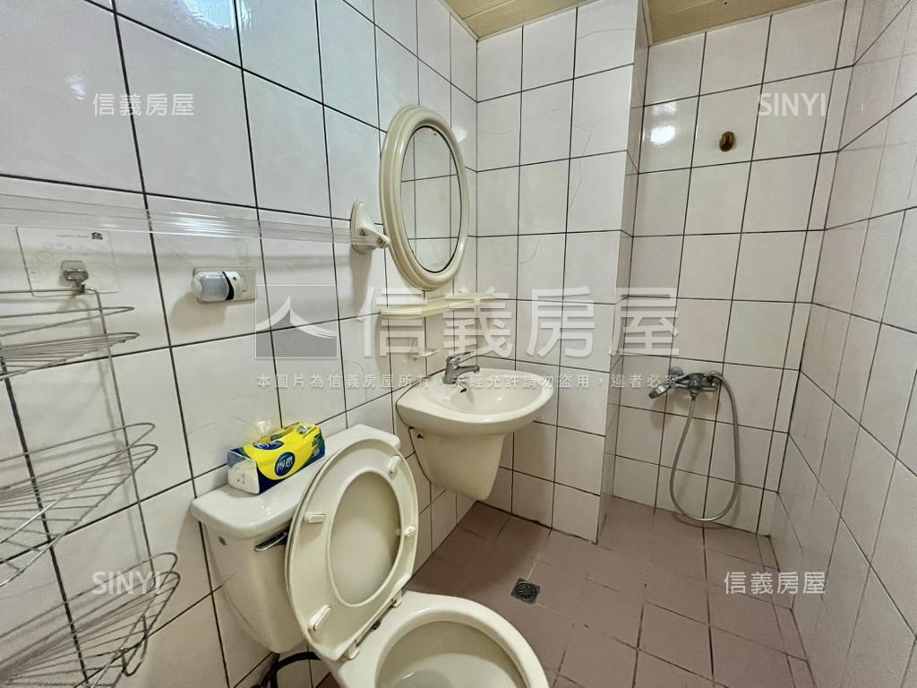 專任機能便利環堤大三房房屋室內格局與周邊環境