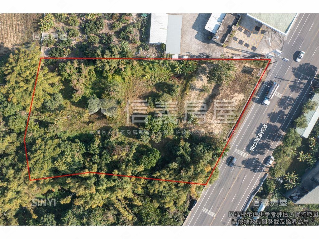 台南新化近國八臨路土地房屋室內格局與周邊環境