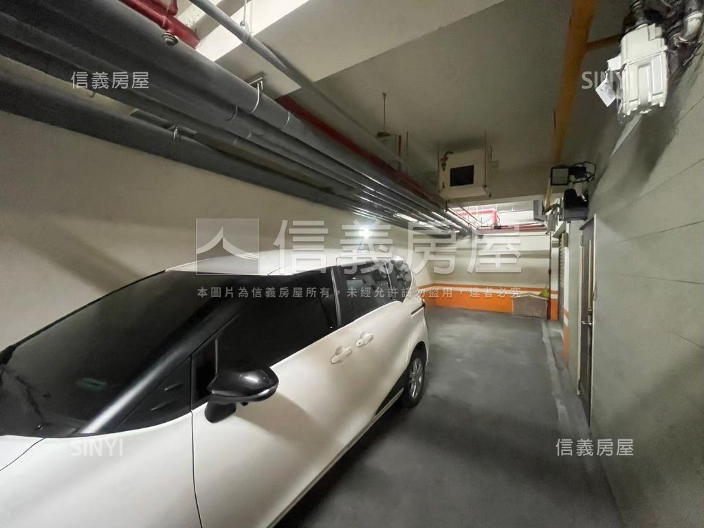 正昌平路黃金電梯透店房屋室內格局與周邊環境