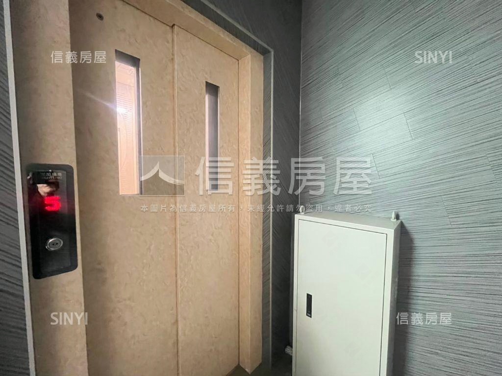 正昌平路黃金電梯透店房屋室內格局與周邊環境