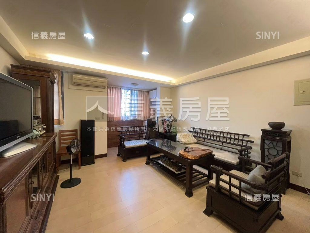 正昌平路黃金電梯透店房屋室內格局與周邊環境