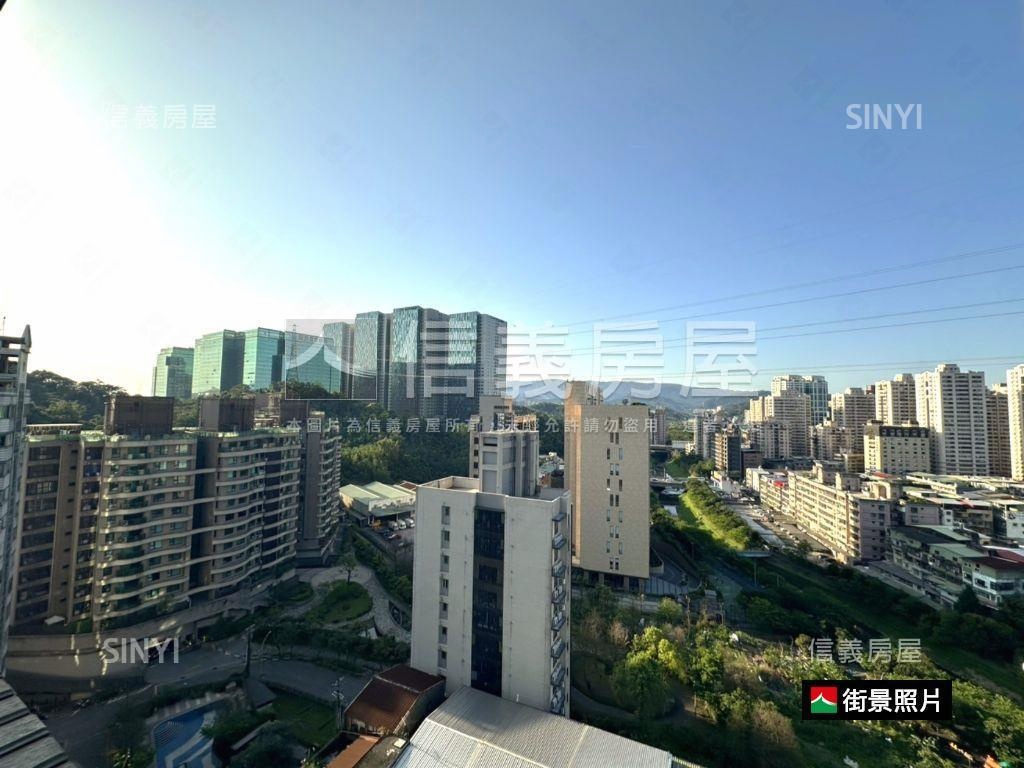 品美學挑高邊間美屋房屋室內格局與周邊環境