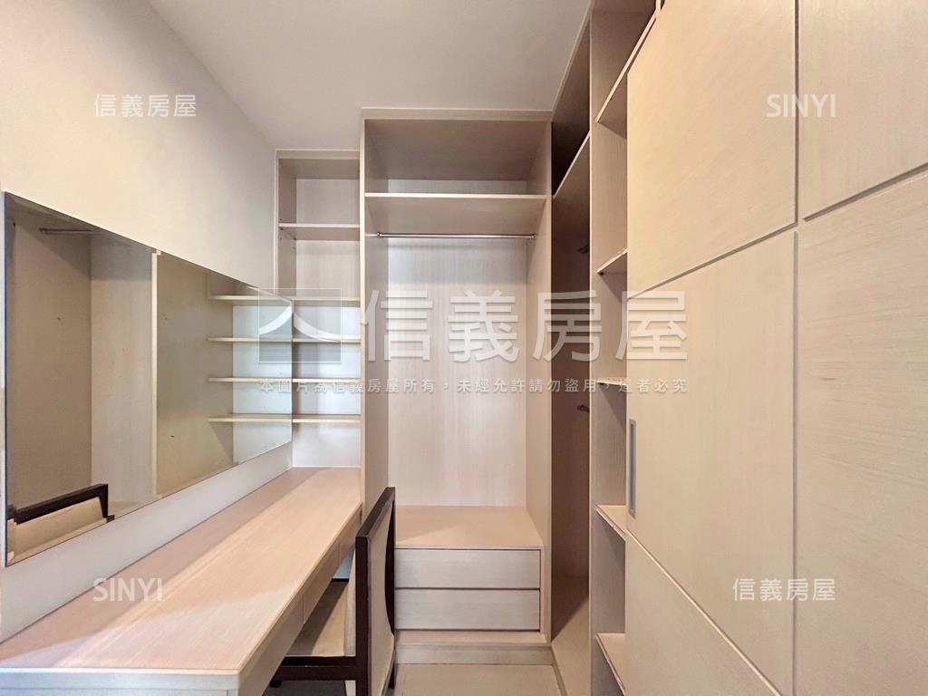 高鐵區藝術家雙車位美屋房屋室內格局與周邊環境