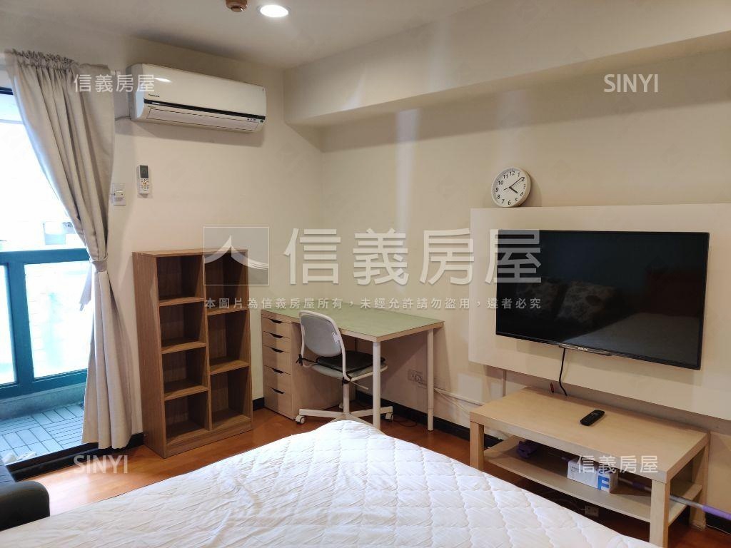 近ＳＯＧＯ美村路獨洗套房房屋室內格局與周邊環境