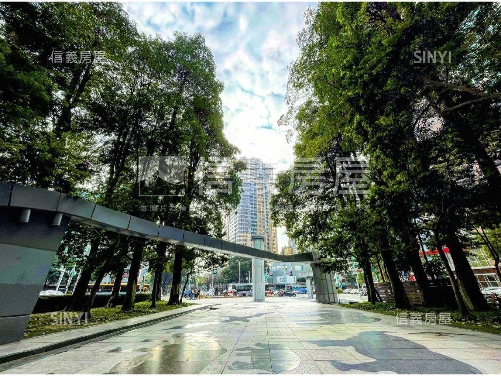 近ＳＯＧＯ美村路獨洗套房房屋室內格局與周邊環境