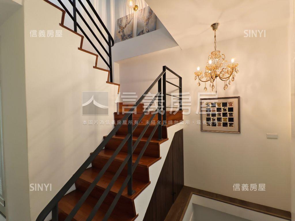 西區百萬裝潢咖啡廳房屋室內格局與周邊環境