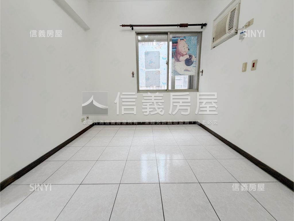 亞東‧高爾夫世界兩房車位房屋室內格局與周邊環境