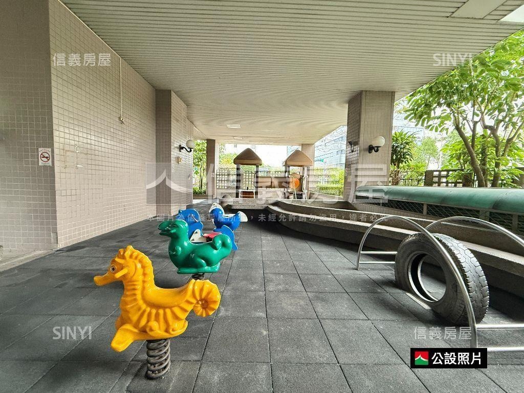 亞東‧高爾夫世界兩房車位房屋室內格局與周邊環境