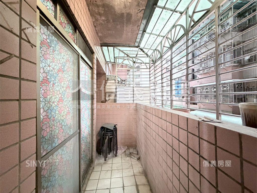 ☆金城方正電梯三房房屋室內格局與周邊環境